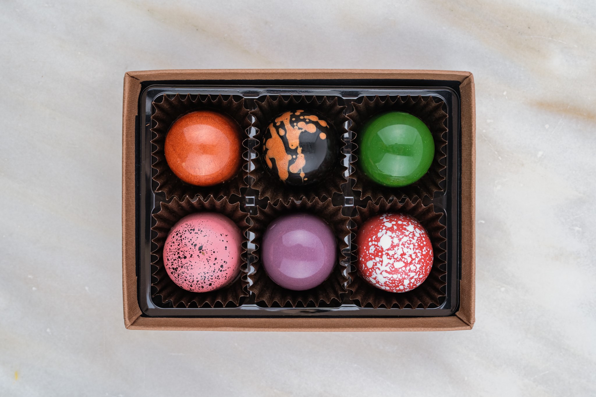 Vegan Organic. 12 Dark Chocolate Bonbons